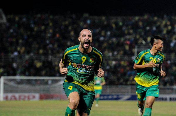 FLYING HIGH: Billy Mehmet is the Red Eagles' ace in the pack. Picture by ADIB HASRI/Sports247.my