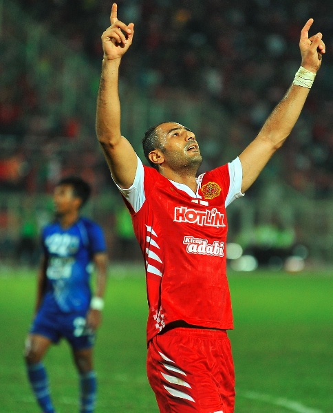 Shawky meraikan jaringan pembukaan Kelantan pada babak pertama perlawanan.