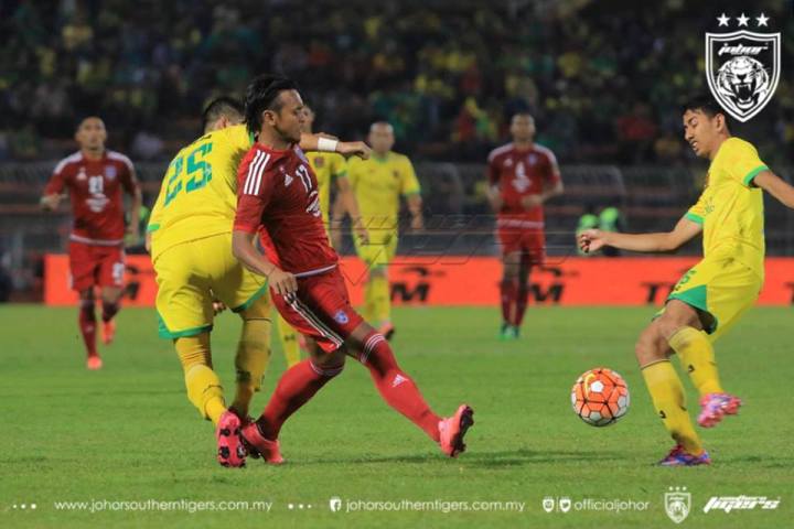 Penalti sekali lagi selamatkan JDT, Kelantan raih kemenangan moral