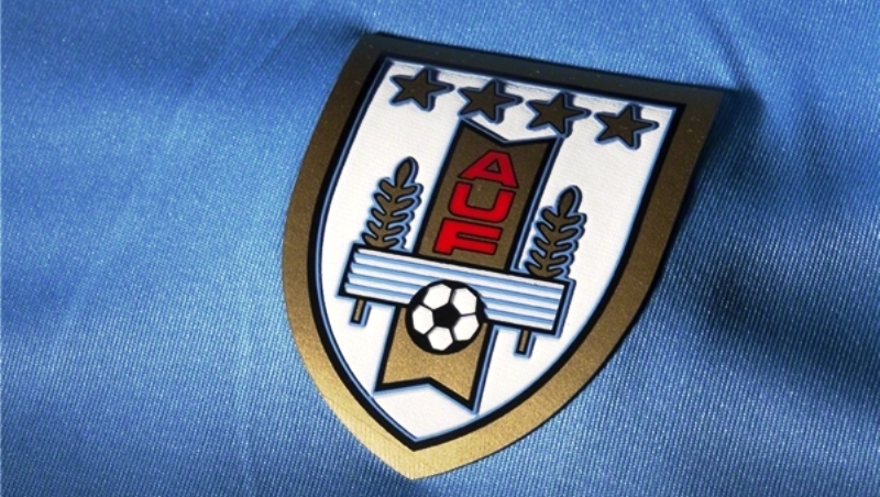 Four stars above Uruguay's football crest - Wikipedia