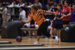 Peboling Malaysia Syaidatul Afifah melemparkan bola pada pertandingan kategori trio putri Asian Games 2018 di Jakabaring Bowling Center Palembang, Sumatera Selatan, Rabu (22/8).