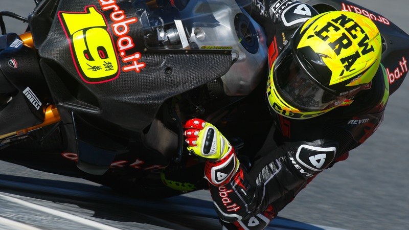 Bautista back on top at the end of Friday free practices in Jerez