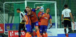 Razie, Bovendeert goals land UniKL Charity Shield
