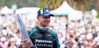 Evans cruises to victory with dominant display in Mexico City
