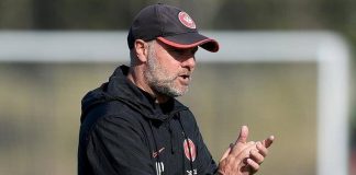 Wanderers part ways with de Marigny