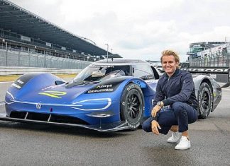 Rosberg tests the Volkswagen ID.R electric sports car