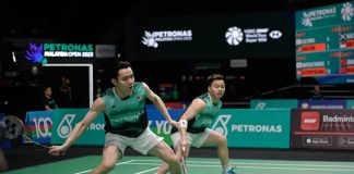 Aaron Chia-Wooi Yik march on; Zii Jia, Sze Fei-Izzudin falter