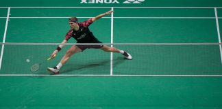 Axelsen, Fajar-Rian on course for second consecutive title