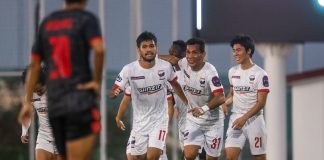 Ten-men Cebu claim top spot in PFL