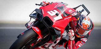 31: Acosta unveils MotoGP™ number