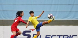 Bich Thuy scores as champs HCMC I stay top