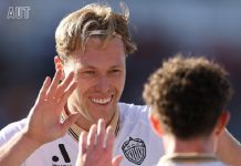 Auckland beat Newcastle in thrilling top of the table clash