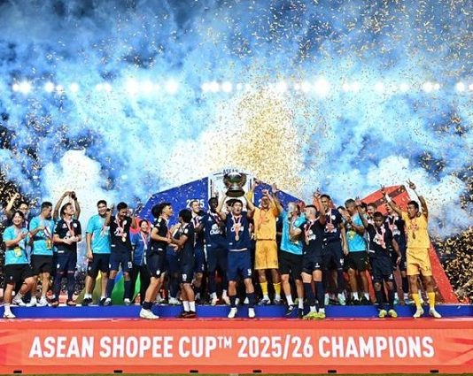 Suphanat and Theerathon on target as Buriram retain Shopee Cup™