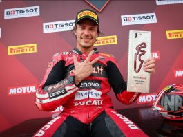 Perfect season continues for Bulega and Ducati