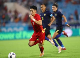 Vietnam’s Nguyễn Dình Bắc leads race to Top Goalscorer Award