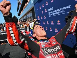 Marc Marquez capitalises on Bezzecchi error to seize title race lead