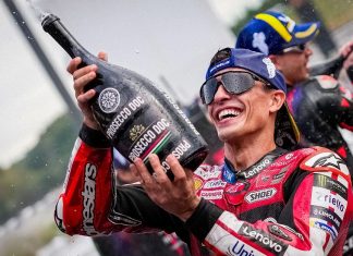 Two points in it: Marc Marquez doubles up at Motegi to reel in Martin